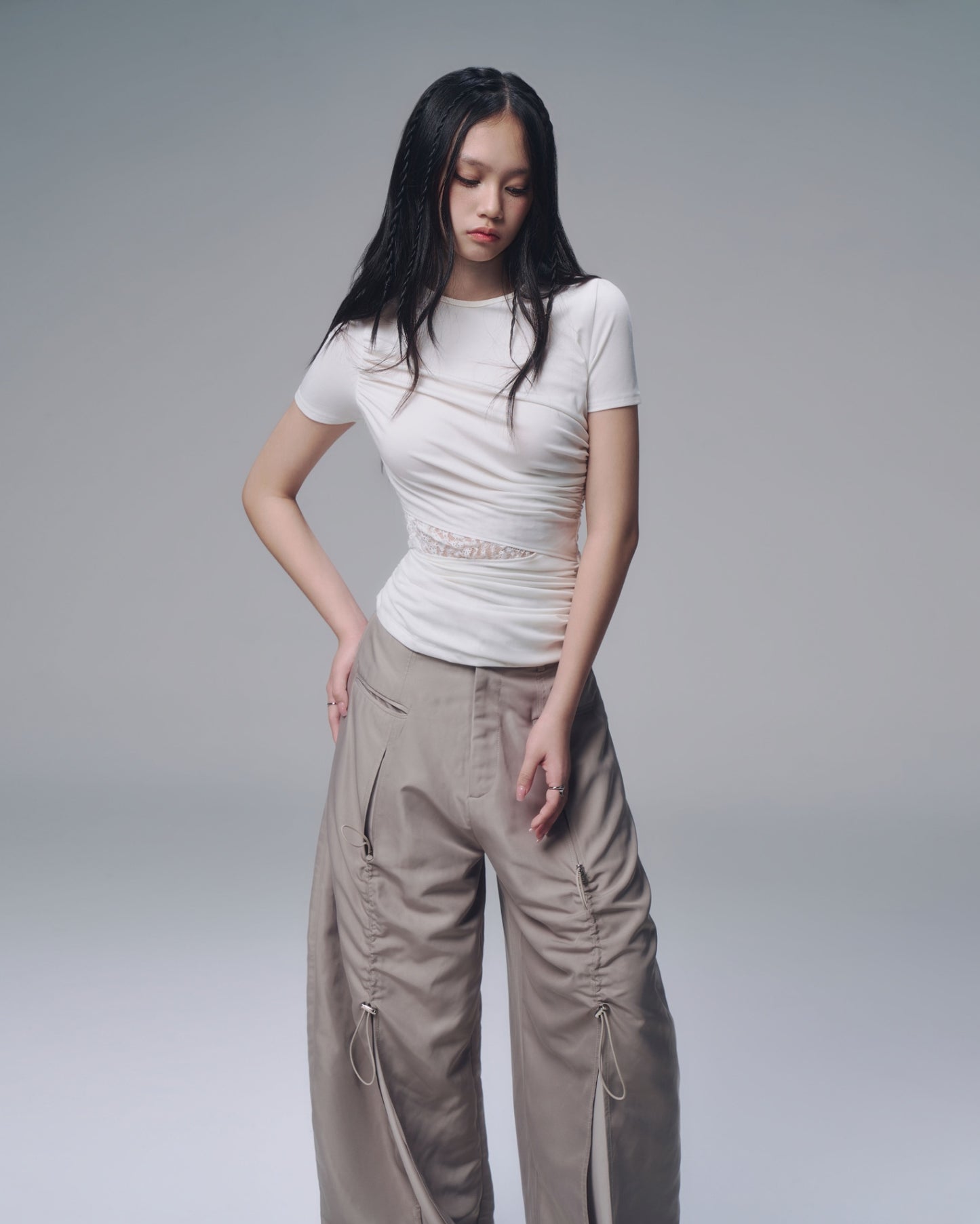 [BUNNYHILL] RAE LACE PANEL TOP