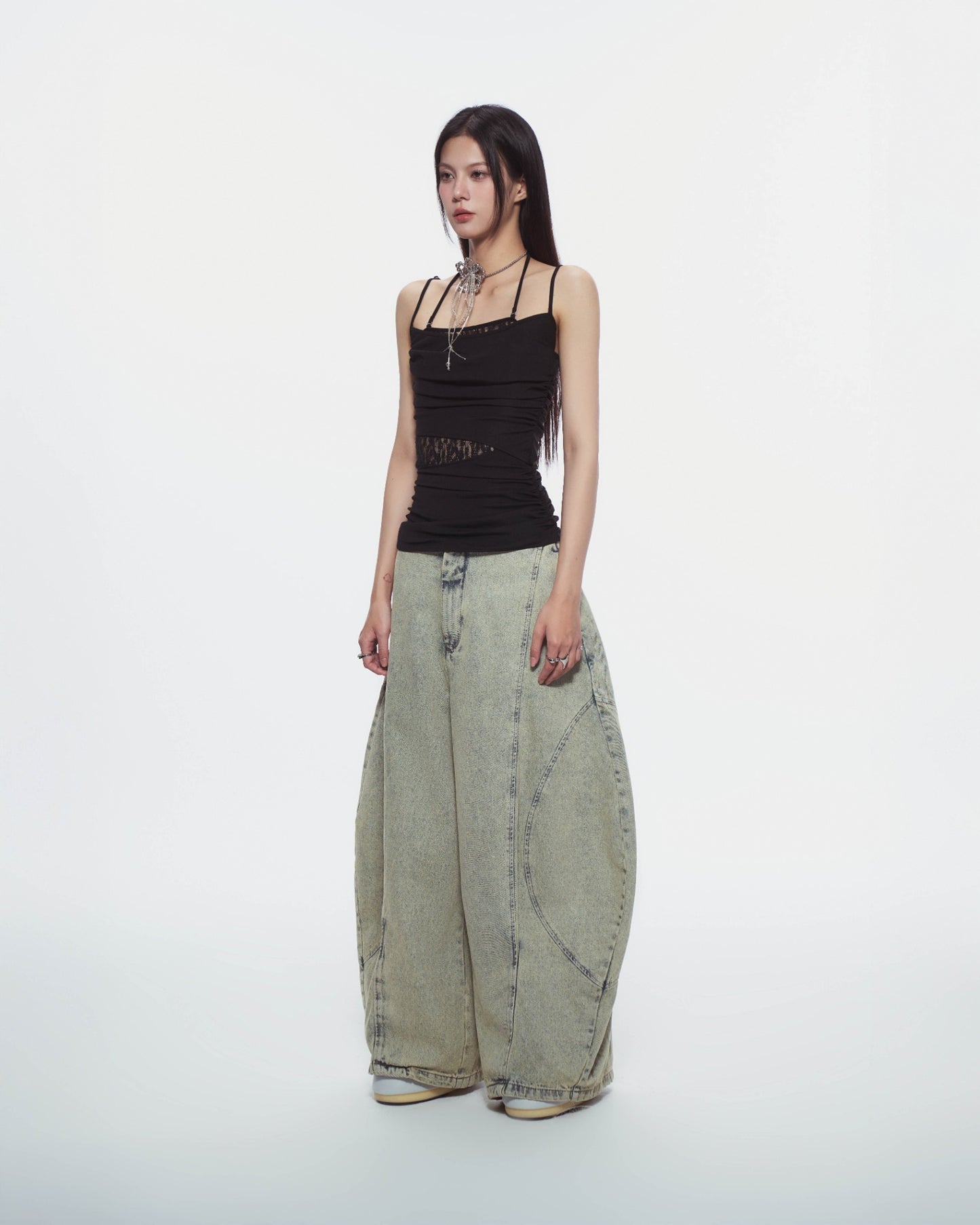 [BUNNYHILL] AYSEL LACE PANEL TOP (BLACK) (Pre-order) (- 10%)