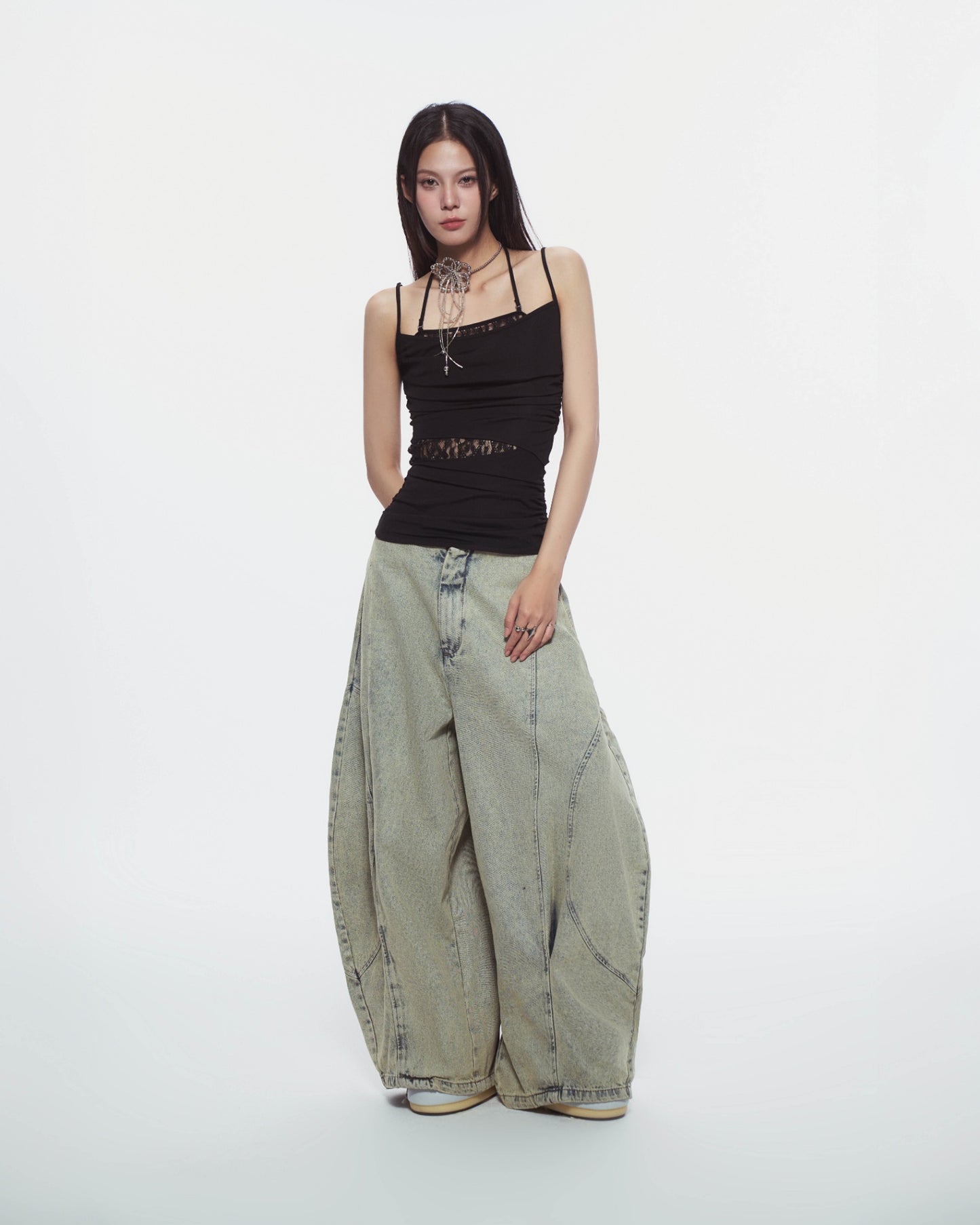 [BUNNYHILL] AYSEL LACE PANEL TOP (BLACK) (Pre-order) (- 10%)