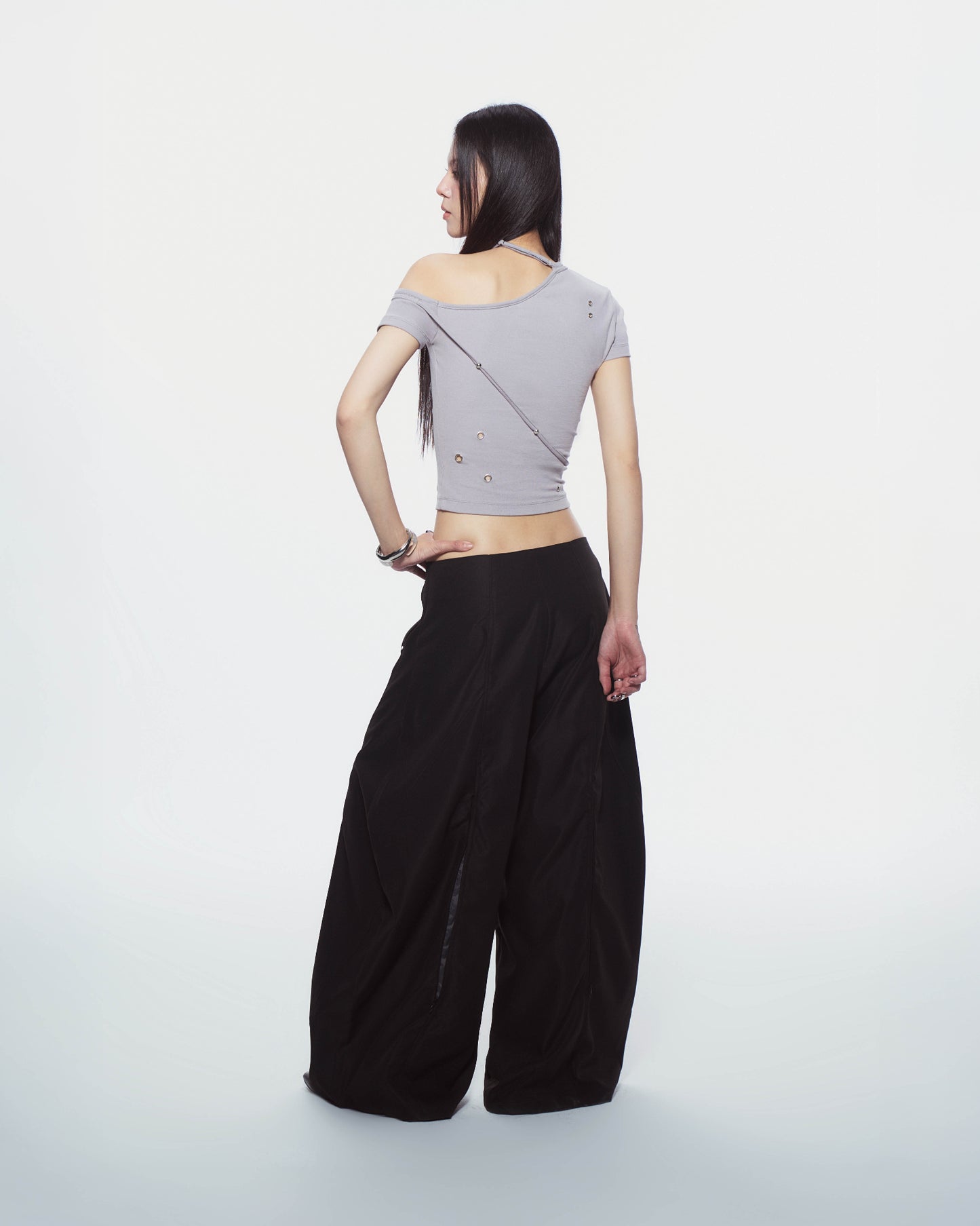 [BUNNYHILL] LUDOVIC PANTS (BLACK) (PRE - ORDER)