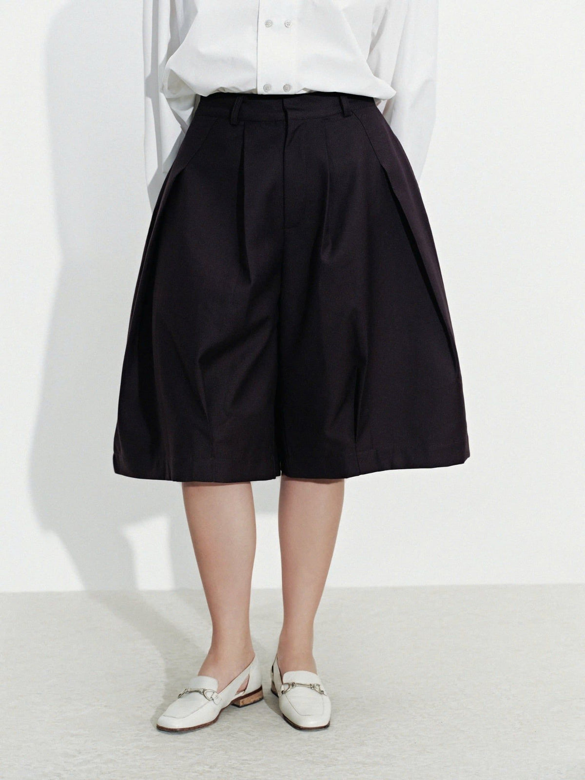 [HYPNOTISM] EASE PLEAT SHORTS