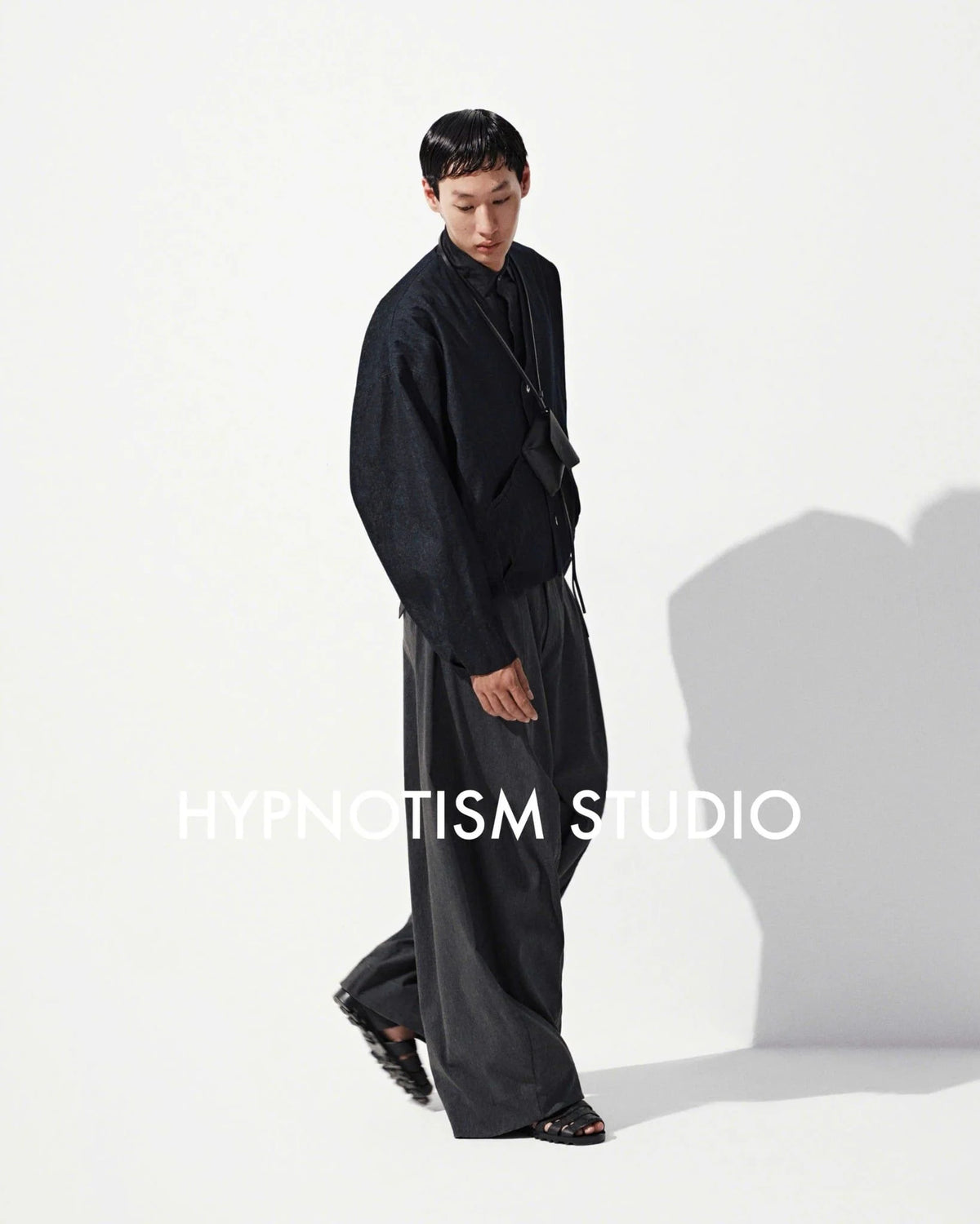 [HYPNOTISM] CURVE DENIM CARDIGAN