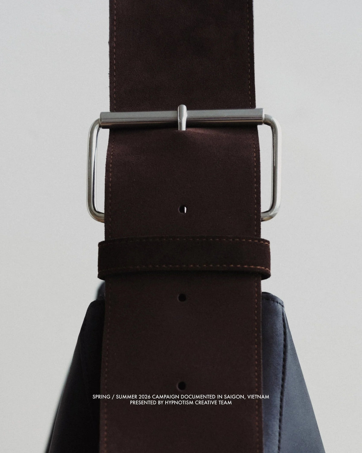 [HYPNOTSIM] LOOSEHOLD LEATHER BAG