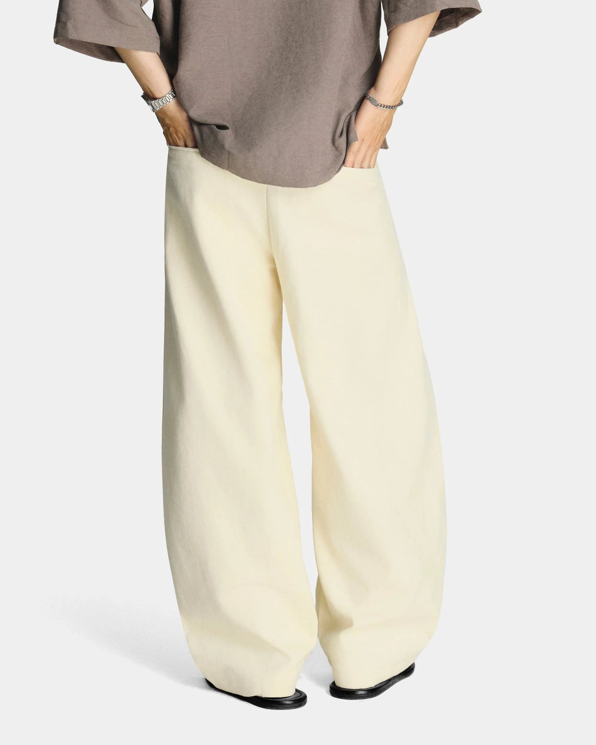 [MAHU] ARCH TROUSERS