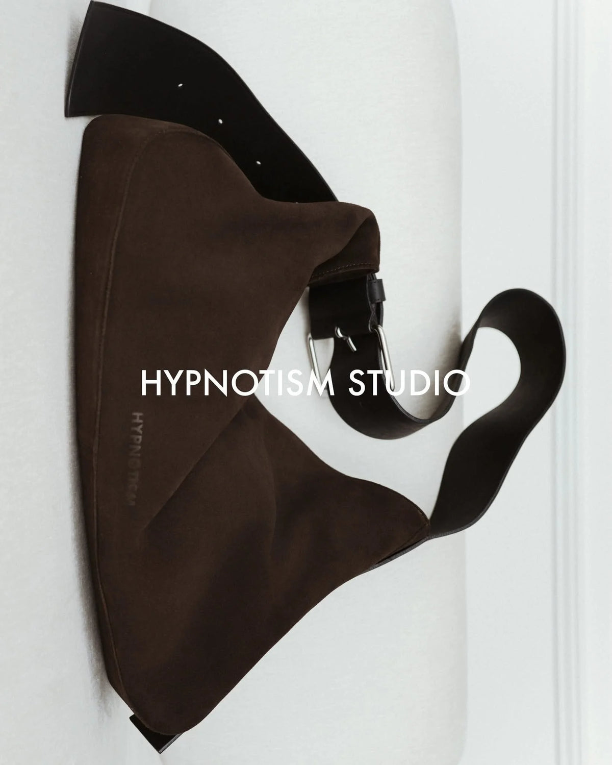 [HYPNOTSIM] LOOSEHOLD LEATHER BAG