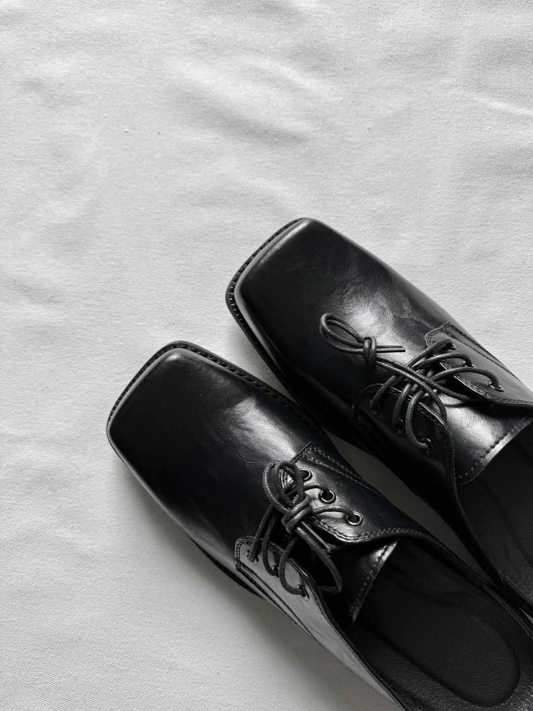 [TIEMDOKIOT] SQUARE-TOE MULES