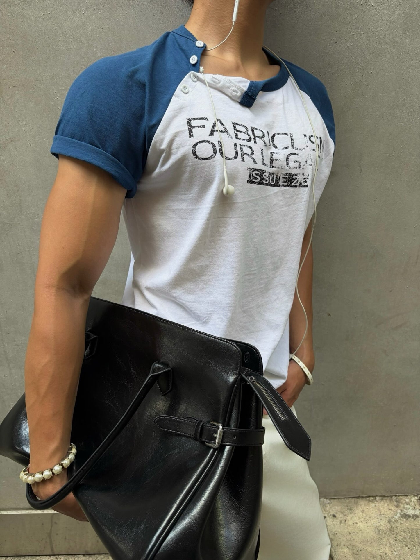 [FABRICLISM] RAGLAN BUTTON TEE