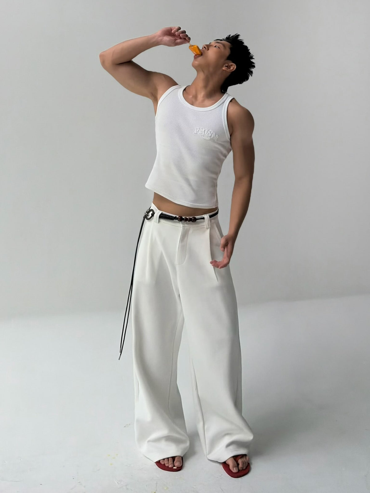 [FABRICLISM] WIDE LEG PLEATED SWEATPANTS