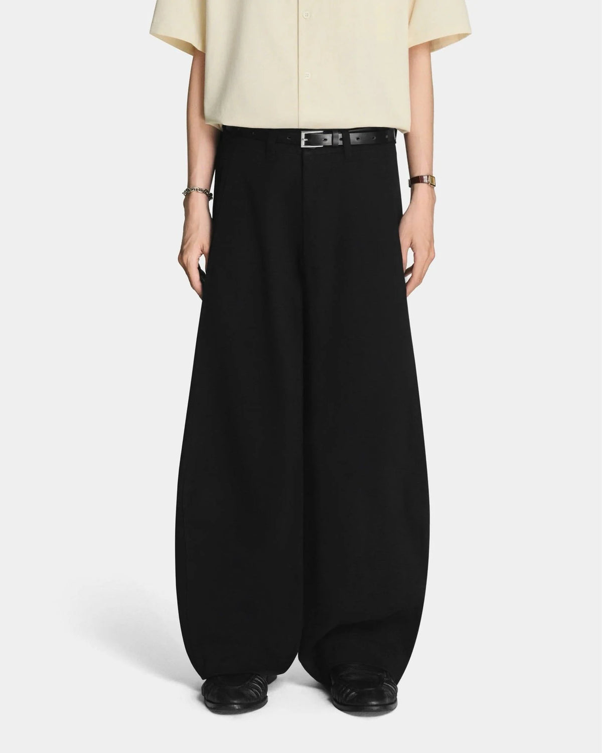 [MAHU] ARCH TROUSERS