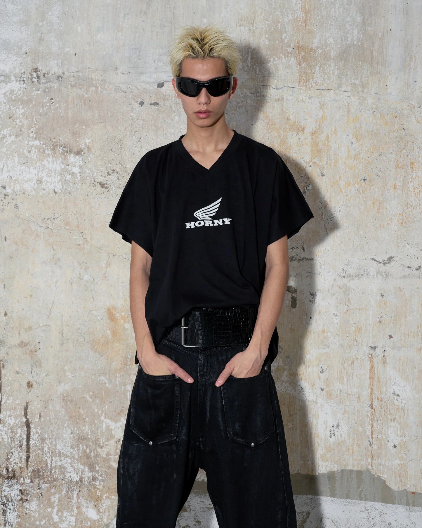 [ALCYUS] A24 HORNY T-SHIRT/ V-NECK
