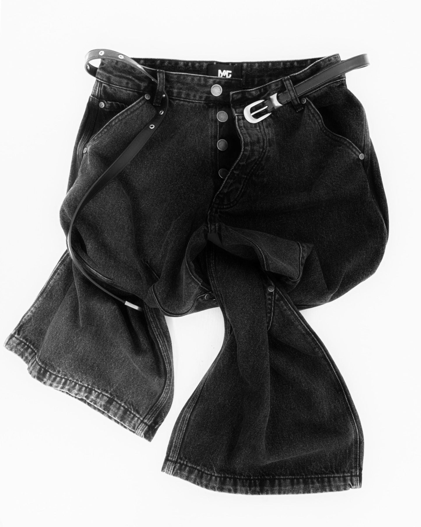 [MAHU] FADED LOOSE JEANS