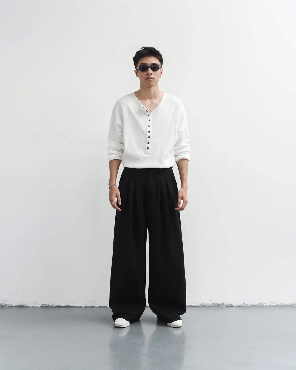 [HYPNOTISM] CRUDE TROUSERS