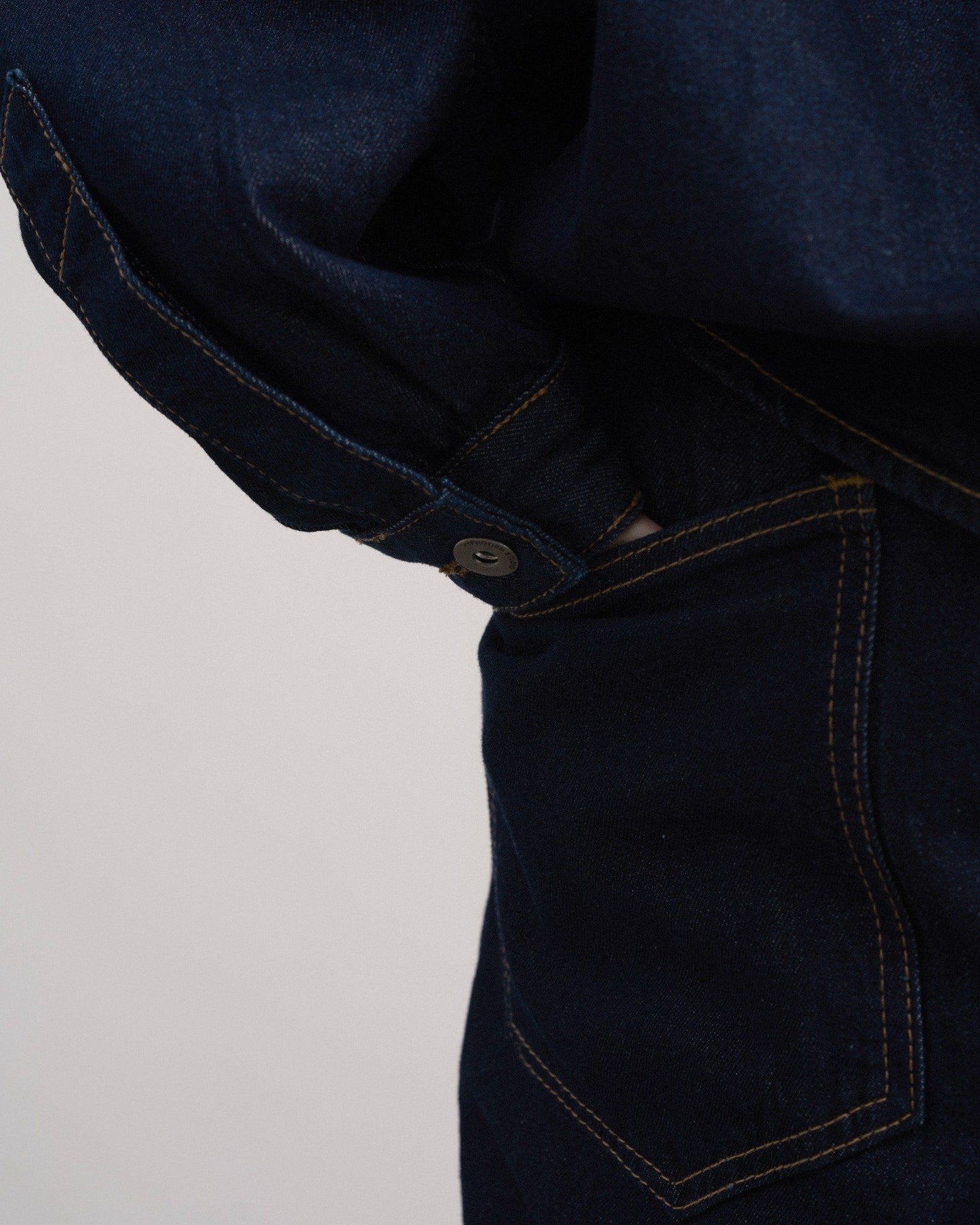 [HYPNOTISM] INDIGO NEWJEANS SHIRT