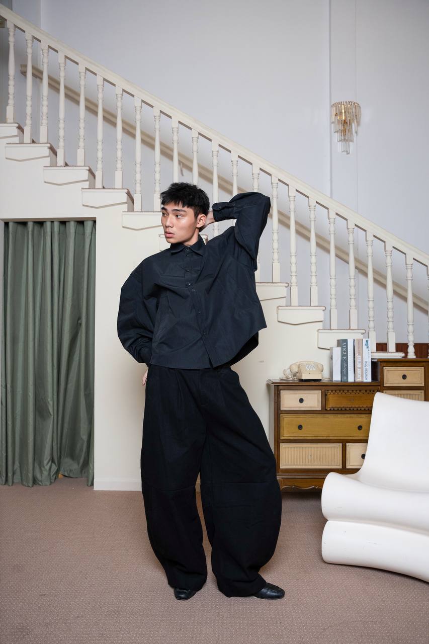 [HYPNOTISM] CURVY SLEEVES SHIRT