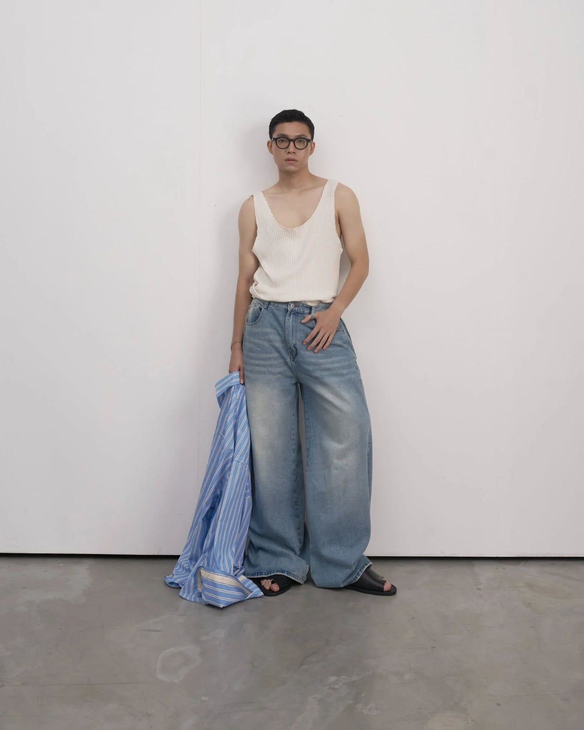 [HYPNOTISM] PLEATED WIDE JEANS