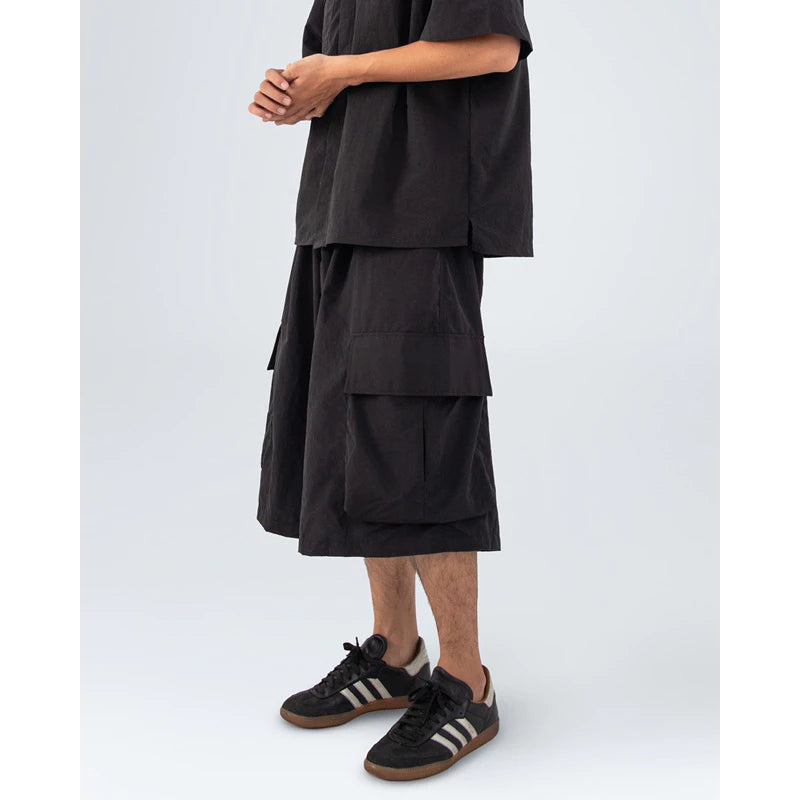 [AGOB] OVERSIZED CARGO SHORTS