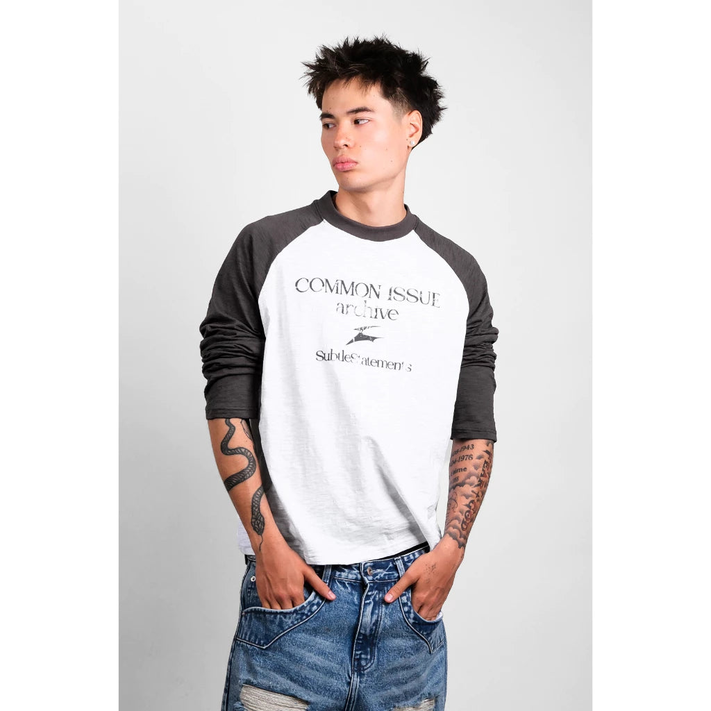 [COMMONISSUE] "ERRANT” RAGLAN LONGSLEEVES